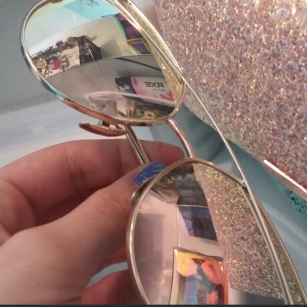SUN & SKI ROSE GOLD MIRRORED SUNGLASSES. UV SAFE - Picture 4 of 8